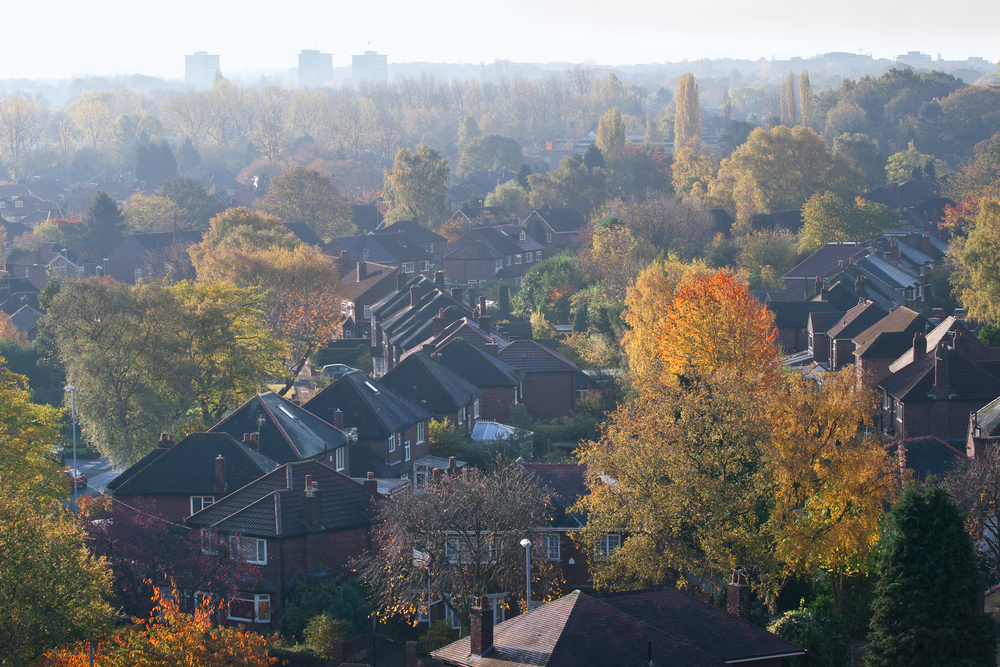 Overview,Of,Traditional,British,Houses,,Manchester,,Uk